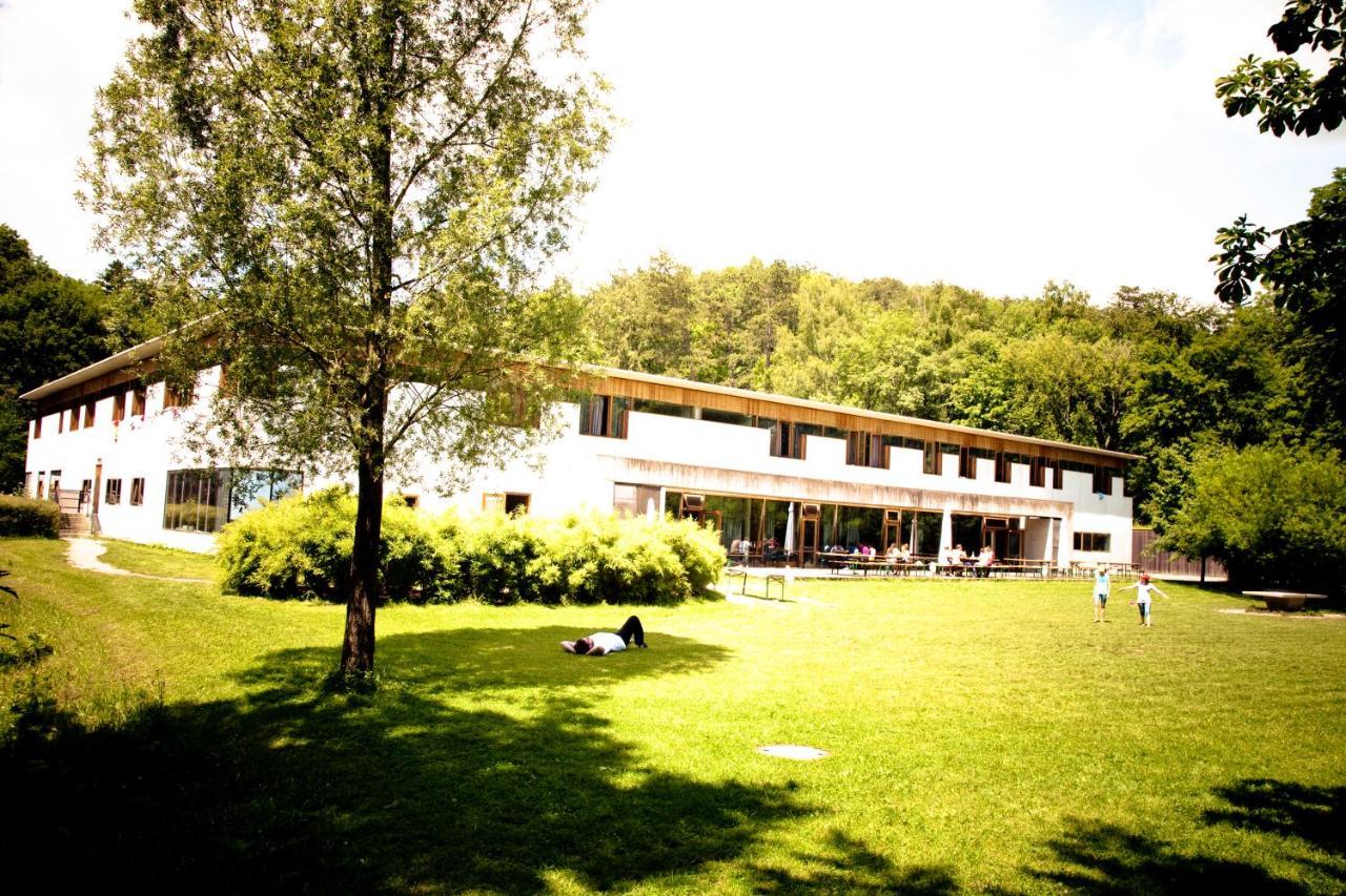 Jugendherberge Possenhofen Pocking  Zewnętrze zdjęcie