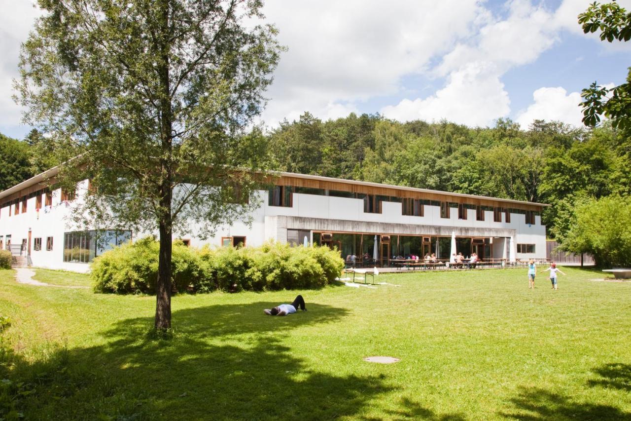 Jugendherberge Possenhofen Pocking  Zewnętrze zdjęcie